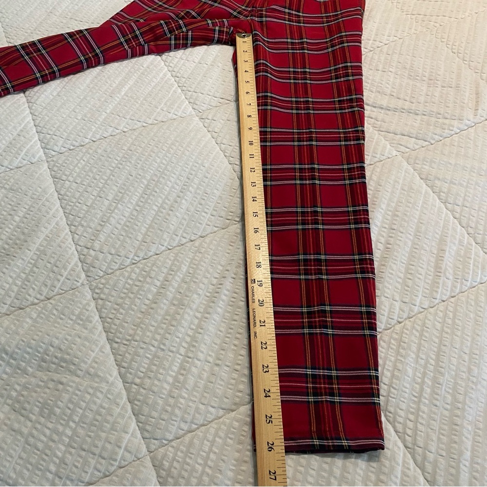 Tommy Hilfiger Women's Printed Pants Casual Red Plaid Ankle Skinny, size 2 - Picture 6 of 12